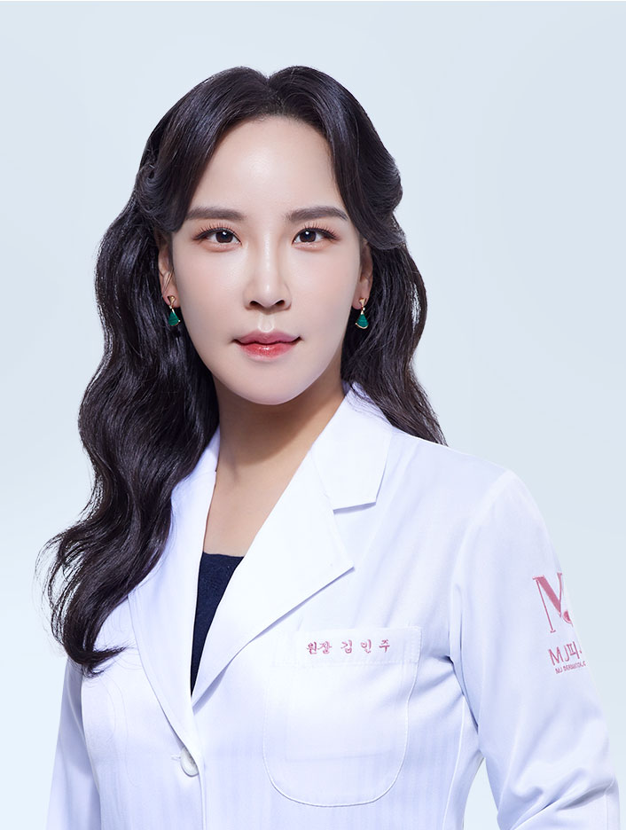 V&MJ 피부과 김민주 원장 바스트 샷